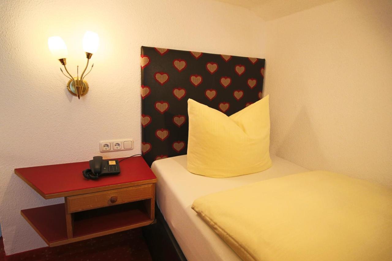 Hilleprandt - Adults Only Aparthotel Garmisch-Partenkirchen Eksteriør bilde